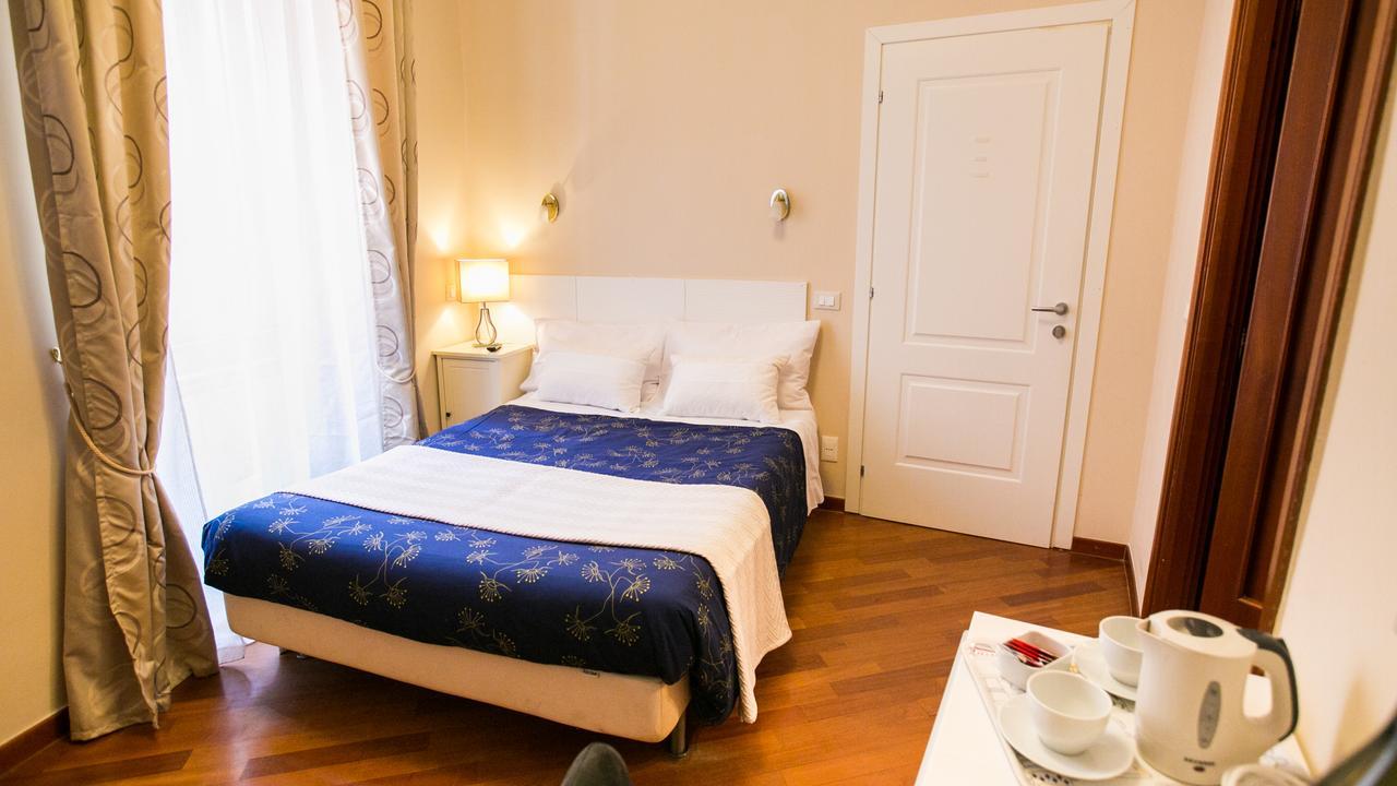Hotel Martino Ai Monti Roma Exterior foto